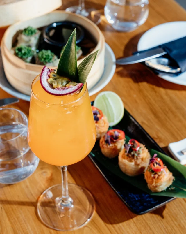 Fresh, vibrant, and full of flavour. 🥢 Passions flare with our signature tropical cocktails paired perfectly with handmade dim sum and bite-sized perfection. Come for the food, stay for the vibe.

#eandoAthens #PanAsianCuisine #AthensFoodies #CocktailLovers #DimSumTime #AthensRooftop